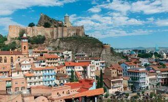 بيوت تركية قديمة للبيع: تاريخ وجمال ينتظرك